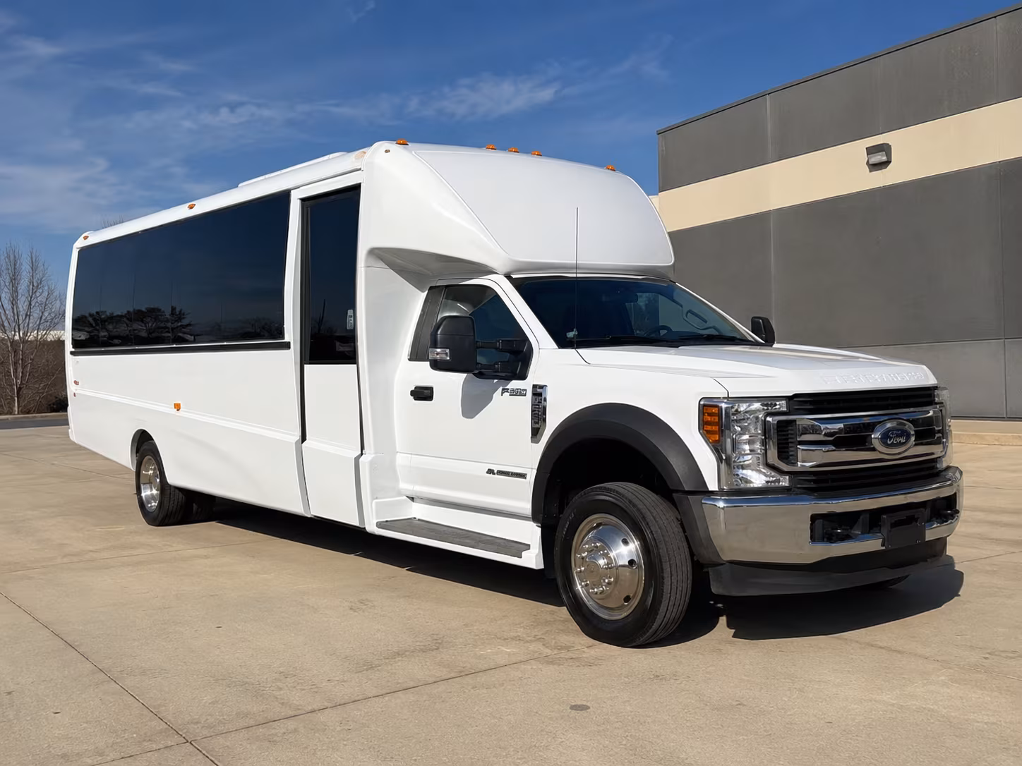 school field trip buses and educational group transportation